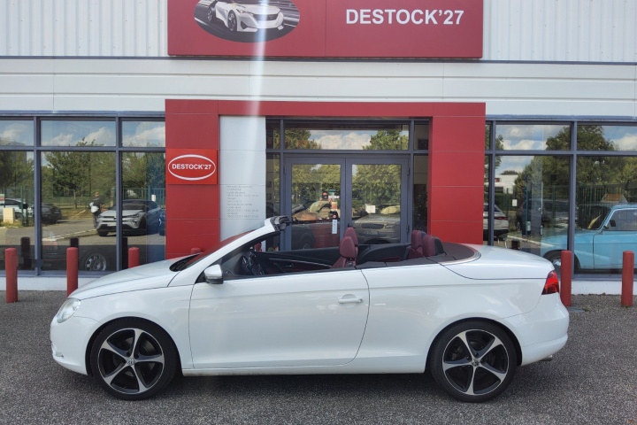 VOLKSWAGEN EOS