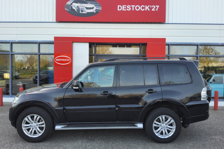 MITSUBISHI PAJERO LONG 17MY