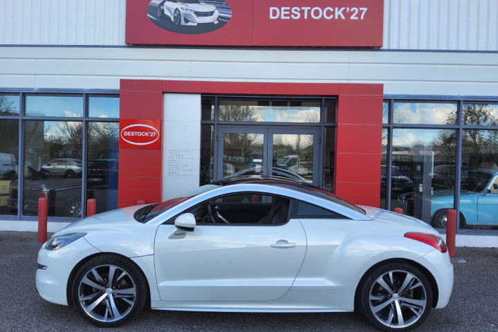 PEUGEOT RCZ