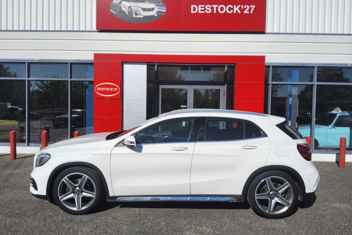 MERCEDES GLA