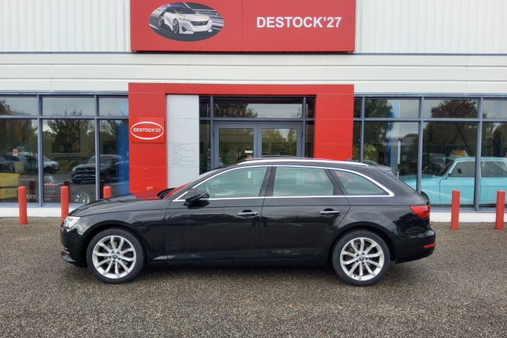 AUDI A4 AVANT