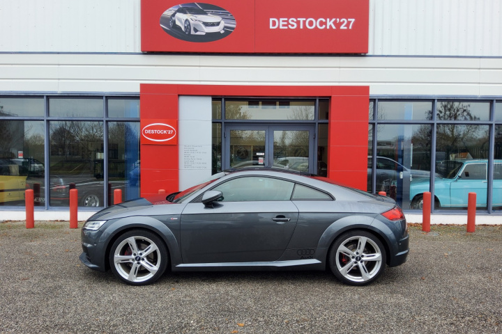 AUDI TT COUPE